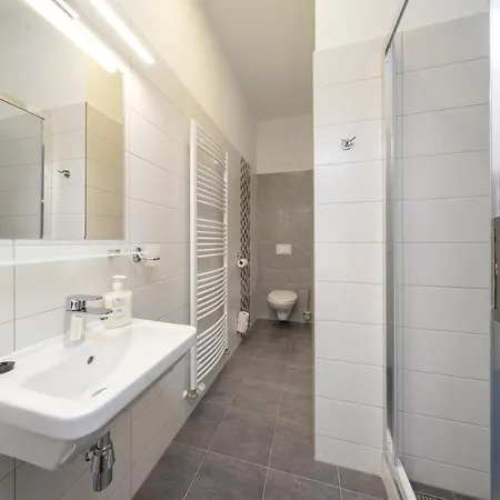 מלון Sporthotel Milevsko