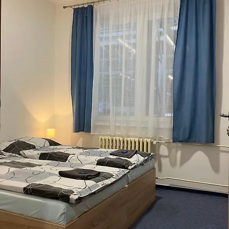 Sporthotel Milevsko מלון *